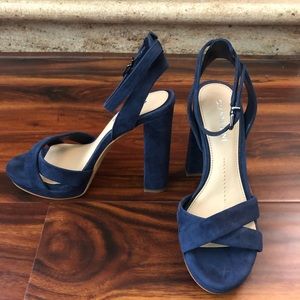 Gianni Bini Suede Navy Blue Sandal *NEW*